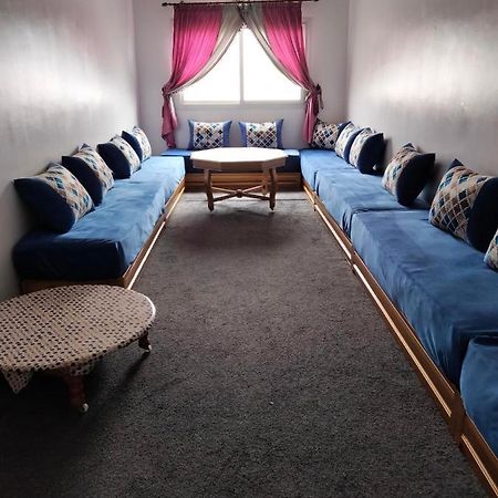 Appartement meublé bien situé à Agadir Esterno foto