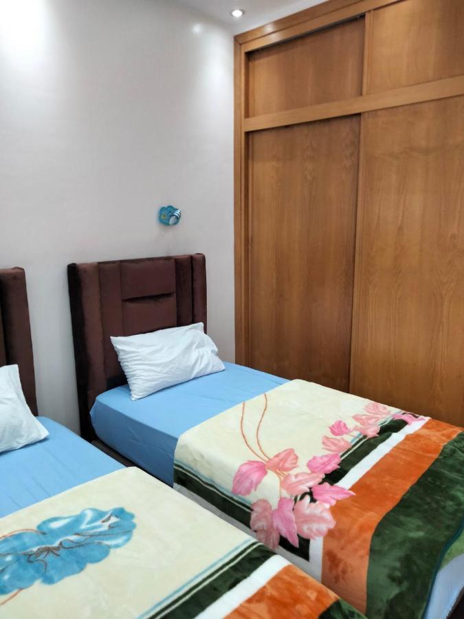 Appartement meublé bien situé à Agadir Esterno foto